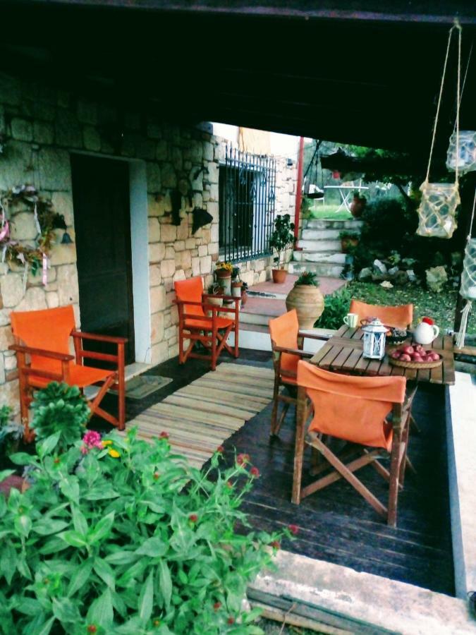 Spiti Me Thea & Elliniko Chroma Villa Nea Moudania Exterior photo